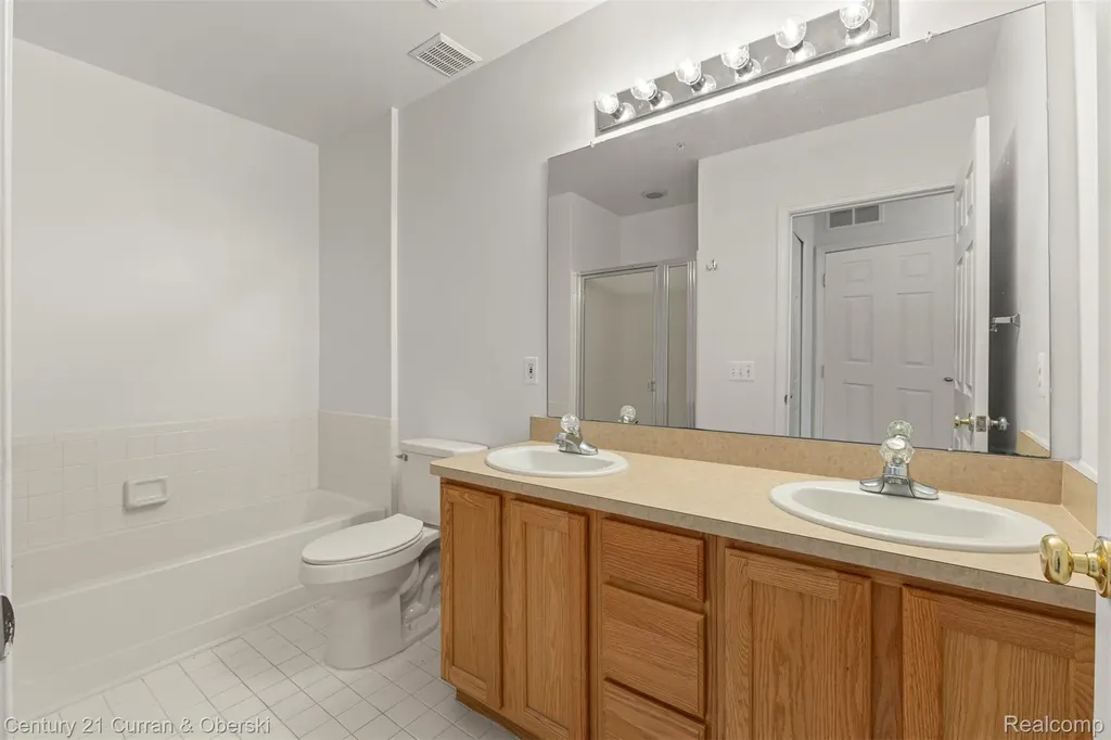 39444 Springwater Drive Northville Township MI 48168