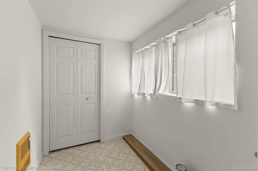 39444 Springwater Drive Northville Township MI 48168
