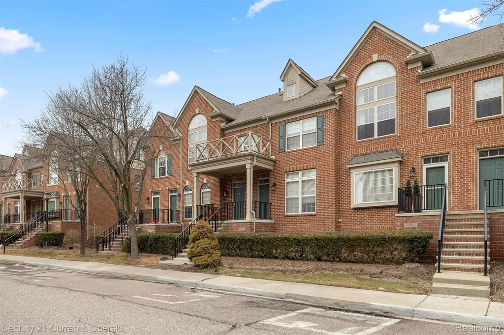 39444 Springwater Drive Northville Township MI 48168