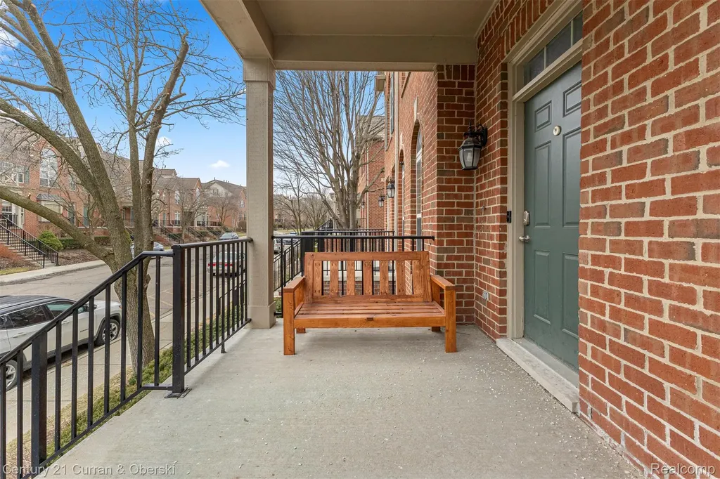 39444 Springwater Drive Northville Township MI 48168