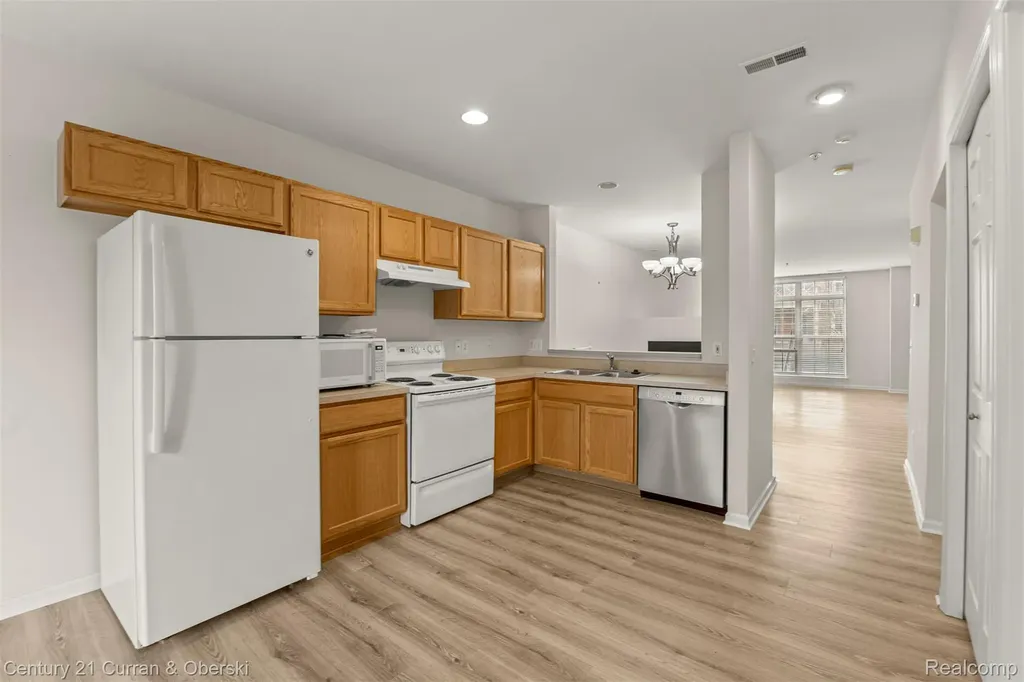 39444 Springwater Drive Northville Township MI 48168