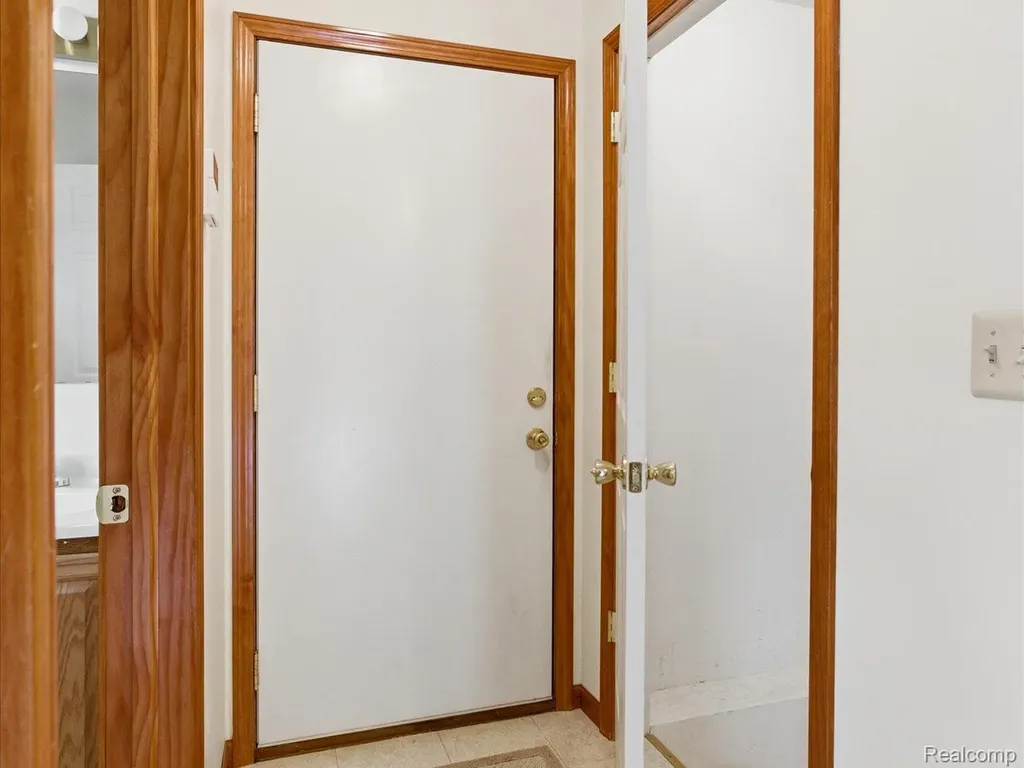 4305 Juniper Lane Port Huron Charter Township MI 48060