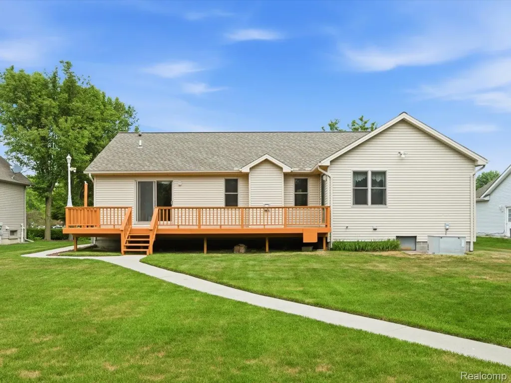 4305 Juniper Lane Port Huron Charter Township MI 48060