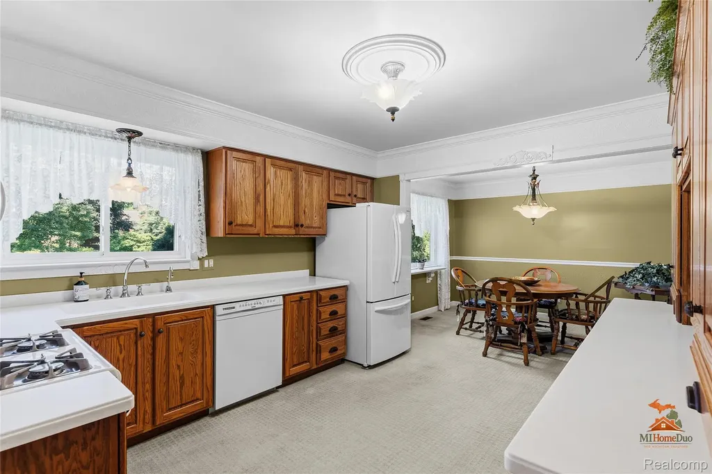 495 Springbrook Crescent Saline City MI 48176