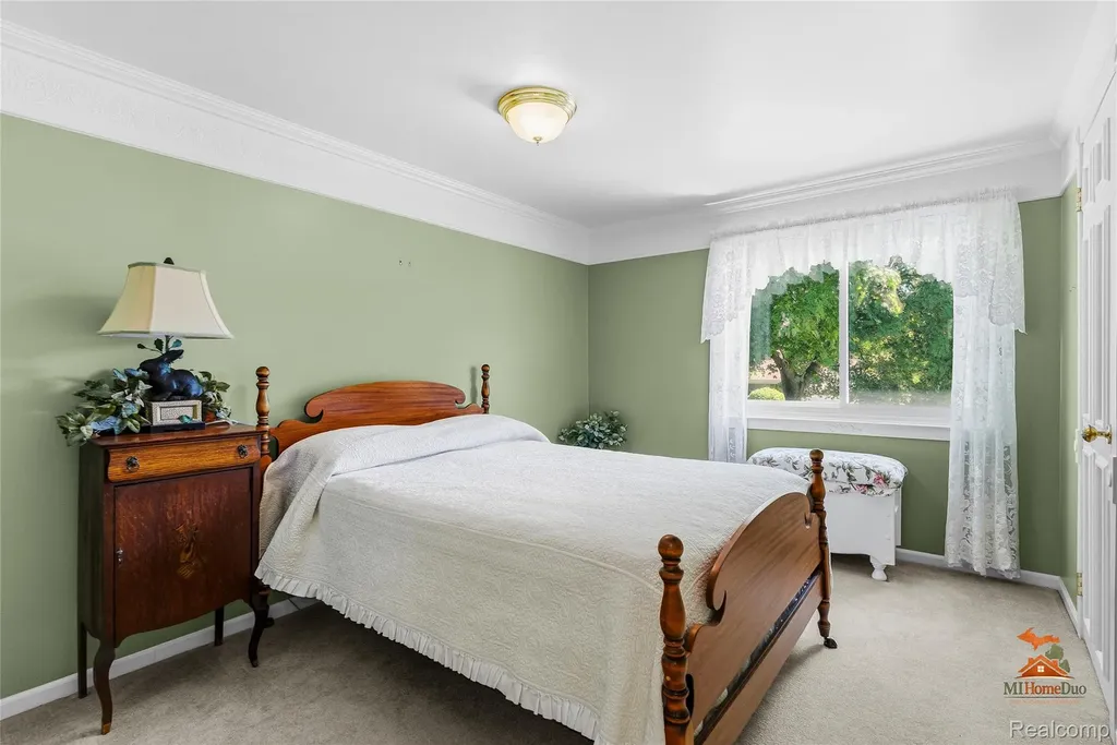 495 Springbrook Crescent Saline City MI 48176