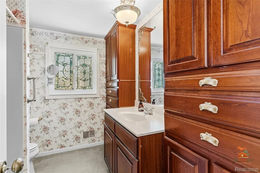495 Springbrook Crescent Saline City MI 48176