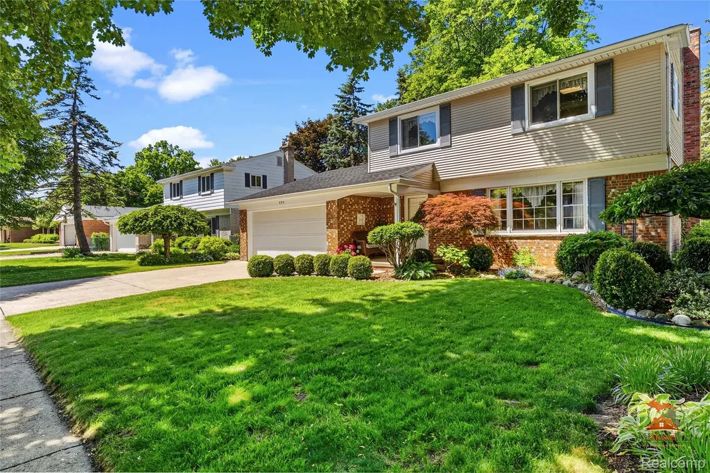 495 Springbrook Crescent Saline City MI 48176
