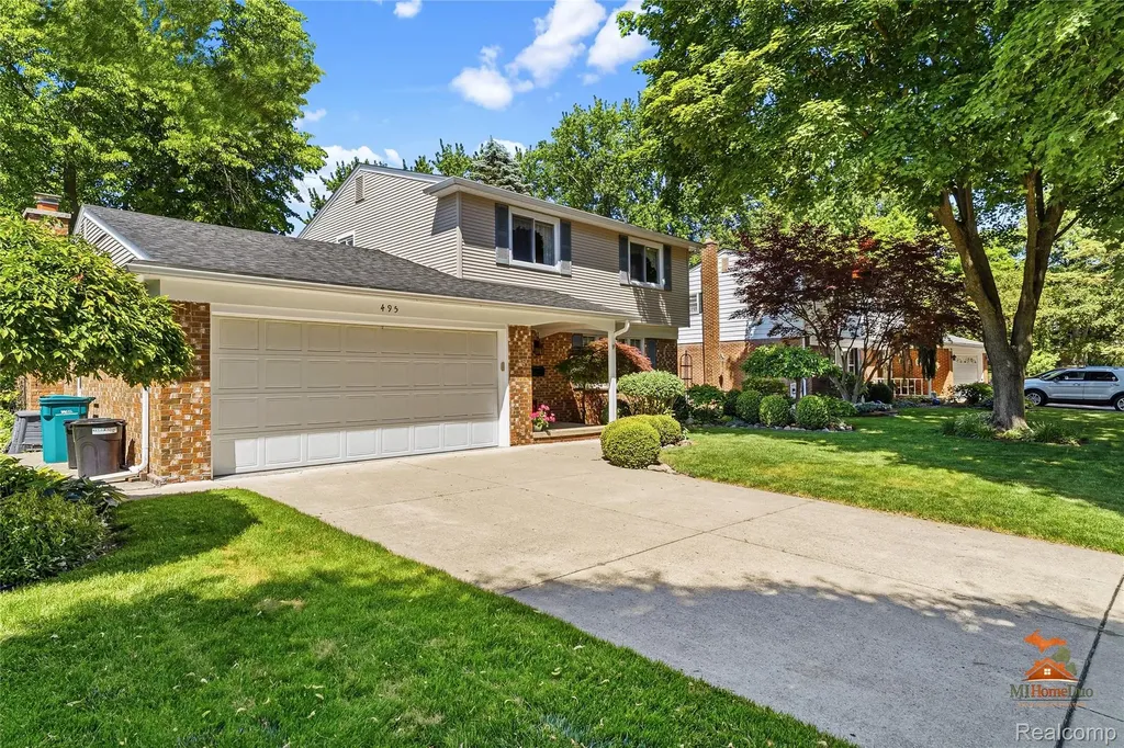 495 Springbrook Crescent Saline City MI 48176