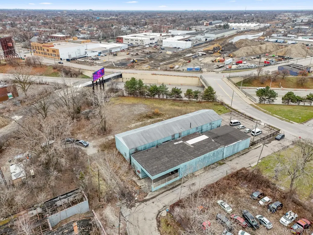 15306 Rosa Parks Boulevard Detroit City MI 48238