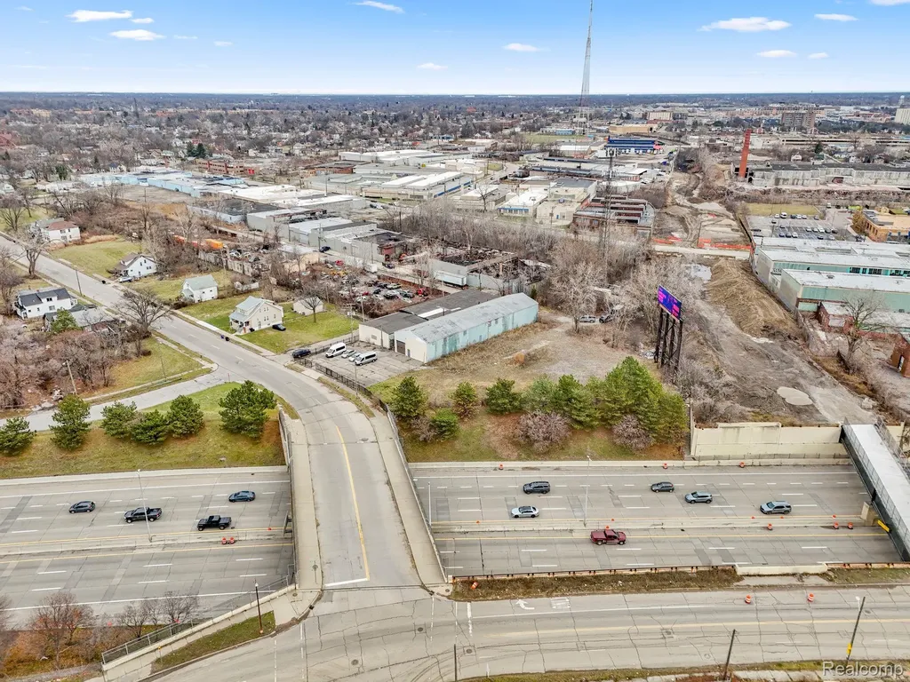 15306 Rosa Parks Boulevard Detroit City MI 48238