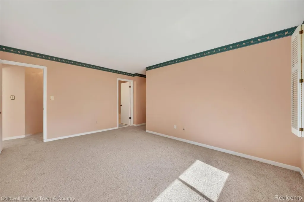 6172 Westbrooke Drive West Bloomfield Charter Township MI 48322
