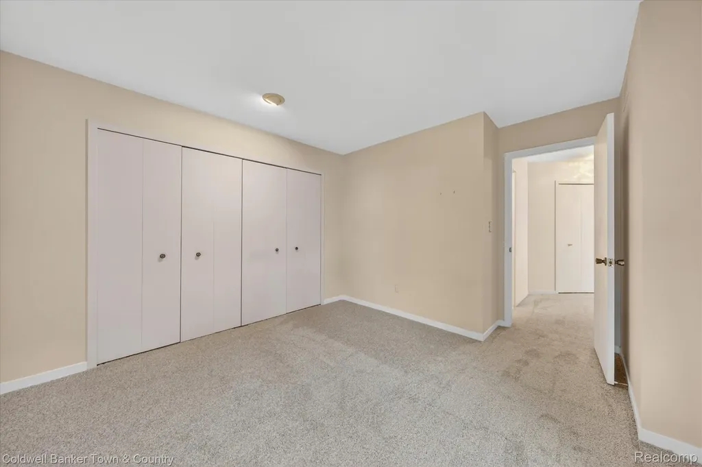 6172 Westbrooke Drive West Bloomfield Charter Township MI 48322