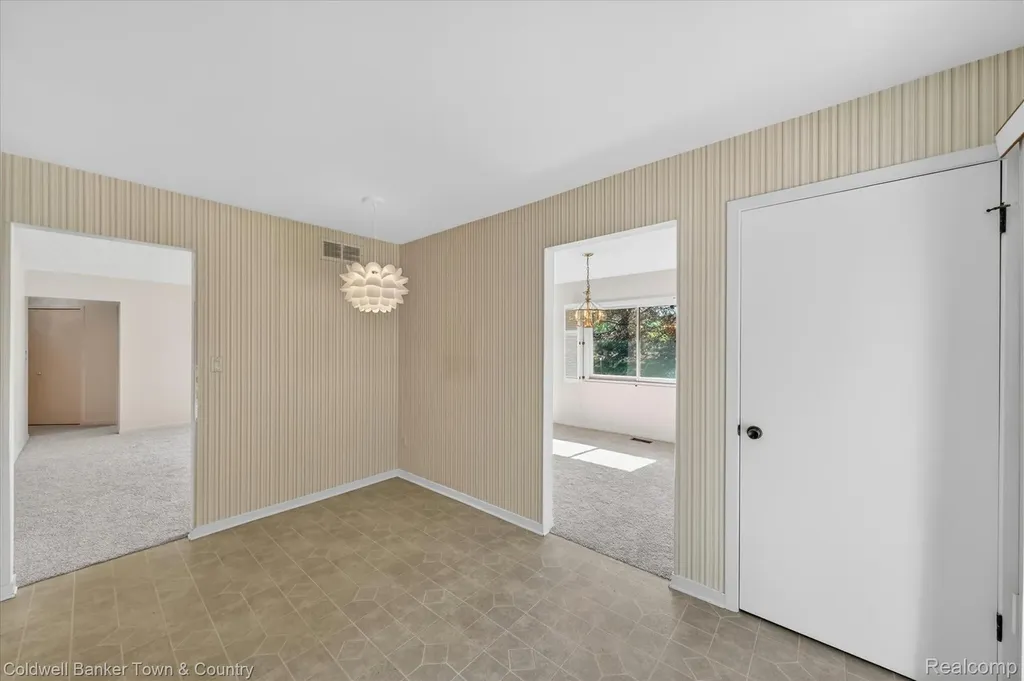 6172 Westbrooke Drive West Bloomfield Charter Township MI 48322