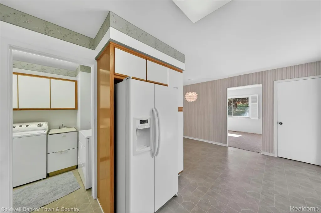 6172 Westbrooke Drive West Bloomfield Charter Township MI 48322