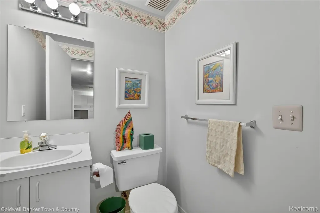 6172 Westbrooke Drive West Bloomfield Charter Township MI 48322