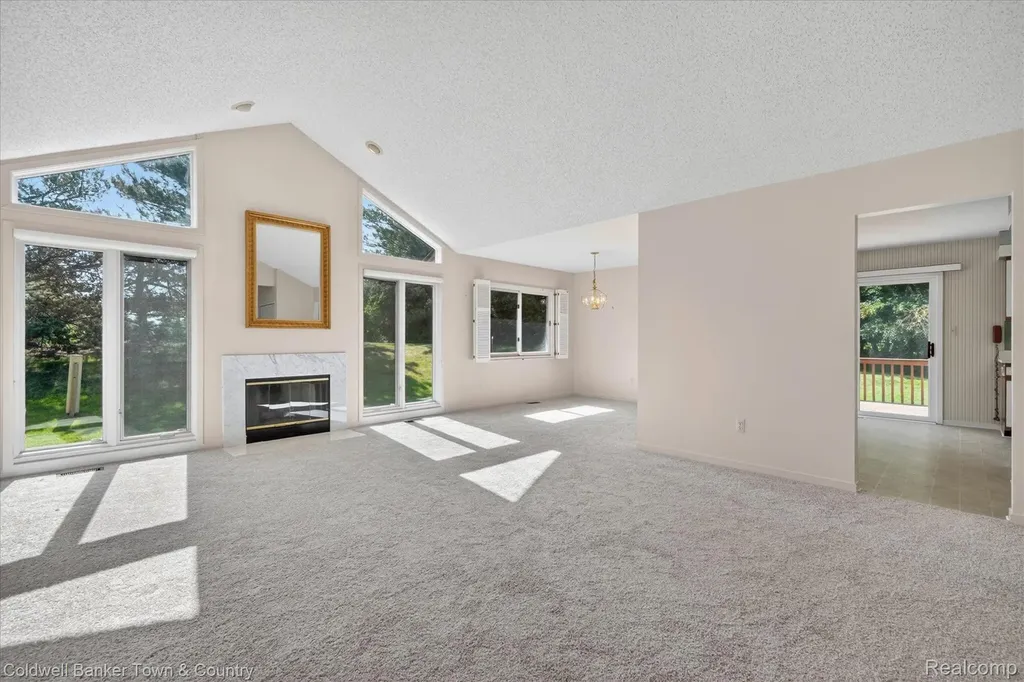 6172 Westbrooke Drive West Bloomfield Charter Township MI 48322