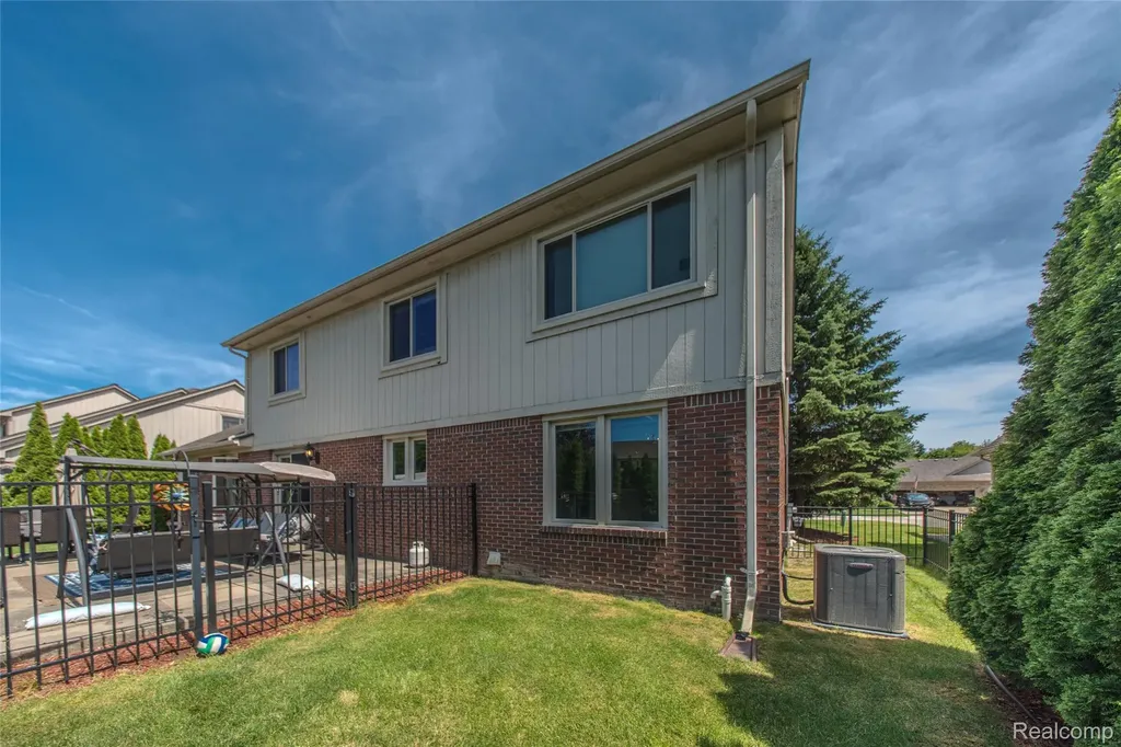 20491 Windemere Drive Macomb Township MI 48044