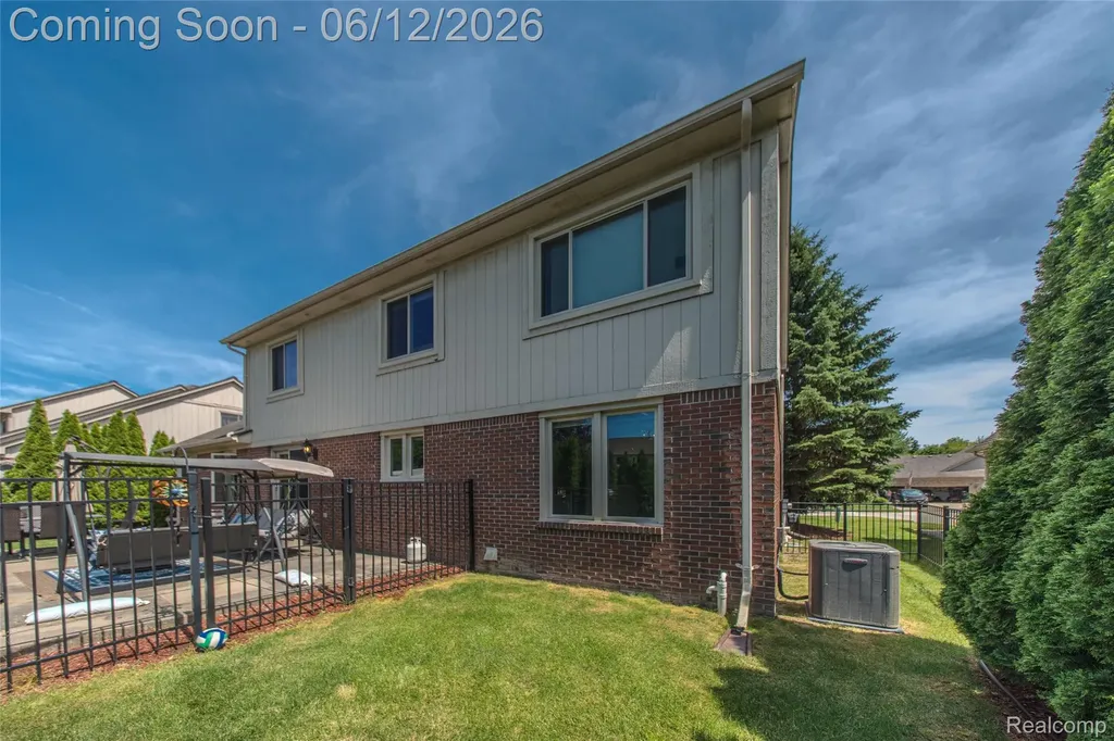 20491 Windemere Drive Macomb Township MI 48044