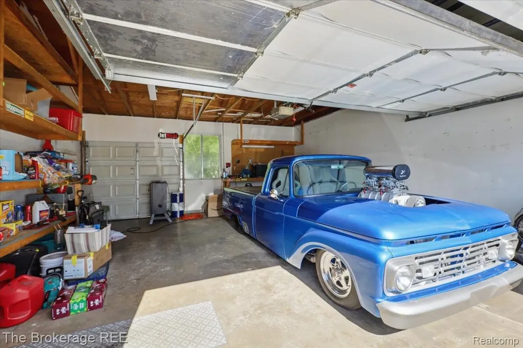 1747 Manse Road Waterford Charter Township MI 48328
