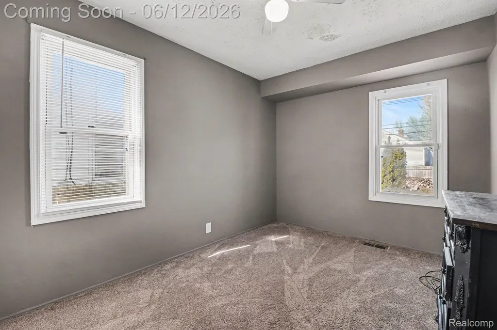 16429 Frazho Road Roseville City MI 48066