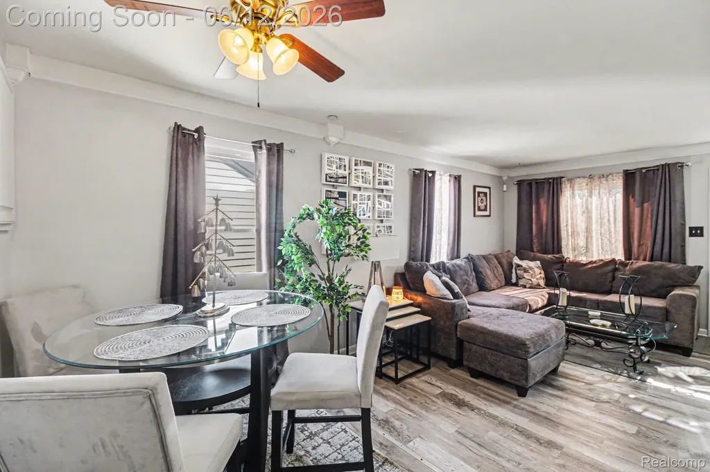 16429 Frazho Road Roseville City MI 48066