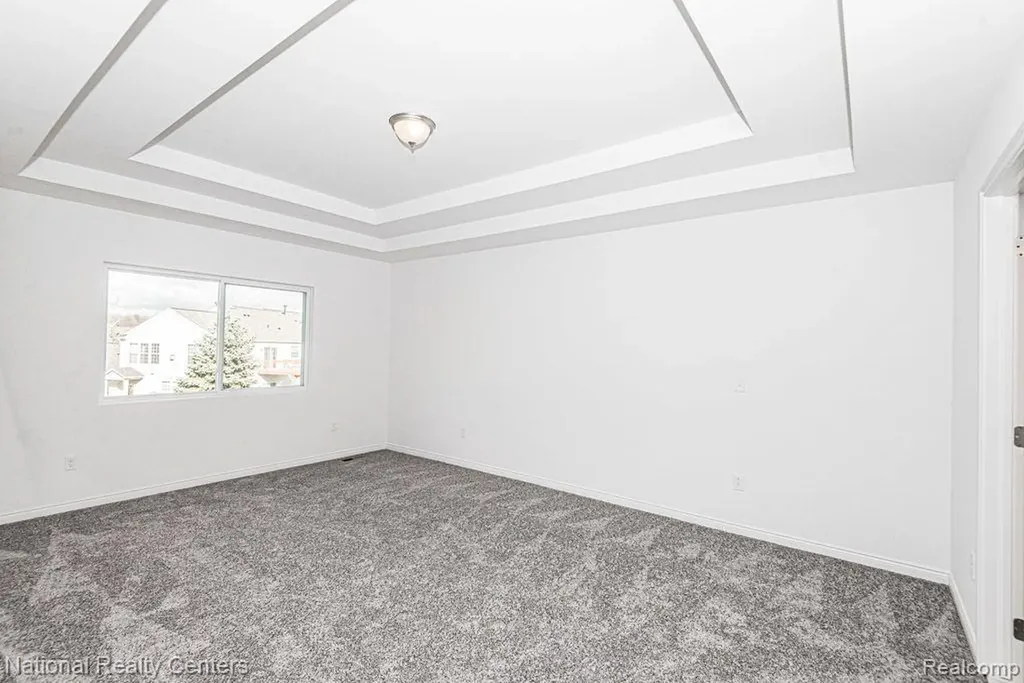 53182 Woodland Meadows Chesterfield Township MI 48047