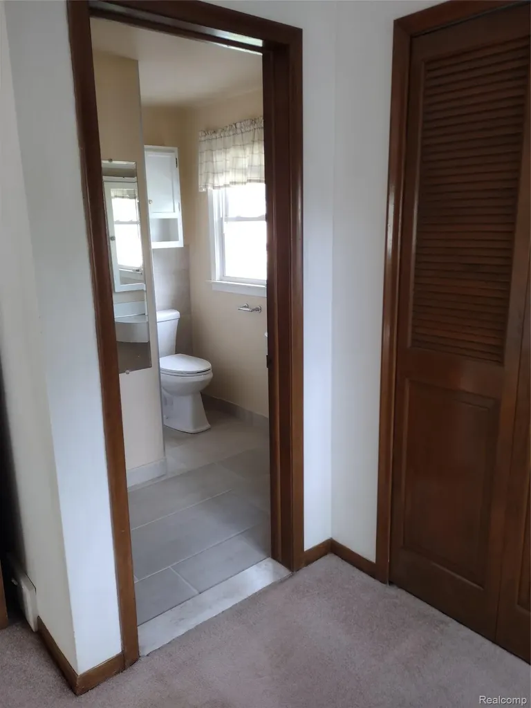 3209 Lakeside Drive Shelby Charter Township MI 48316