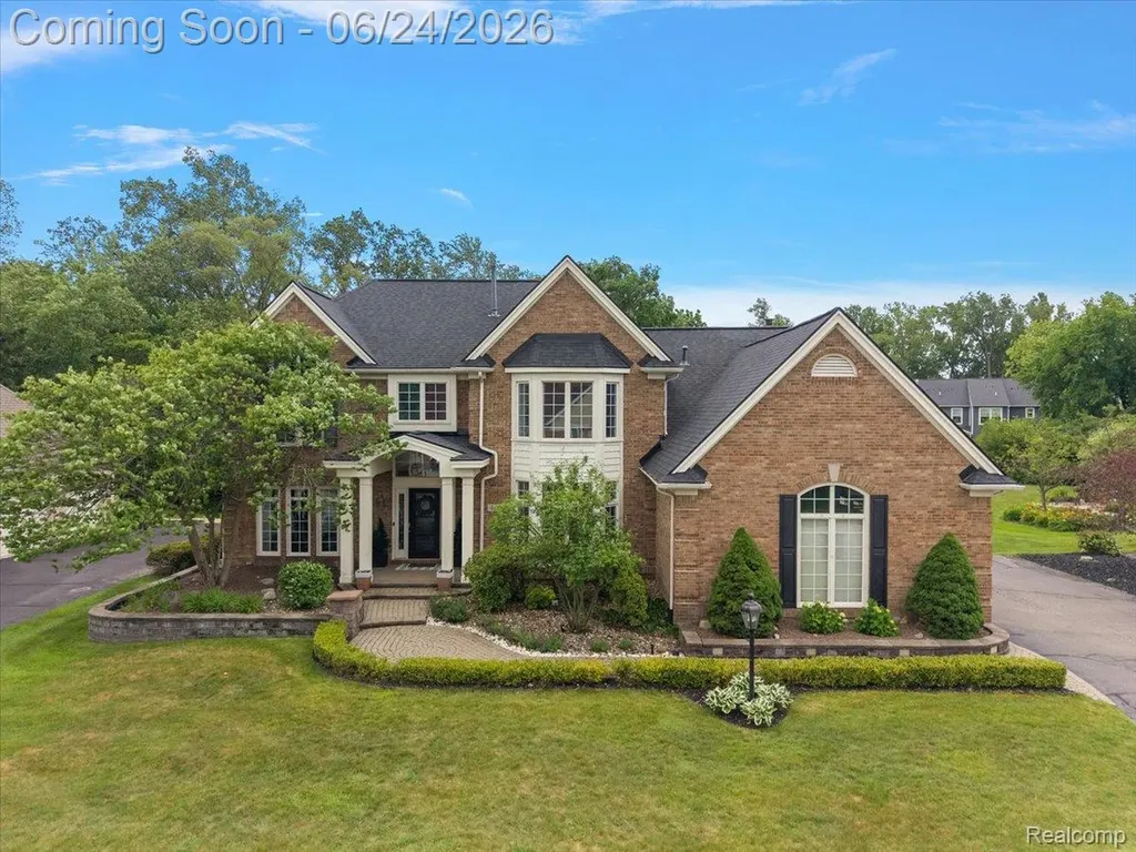 40067 Woodside Drive S Northville Township MI 48168