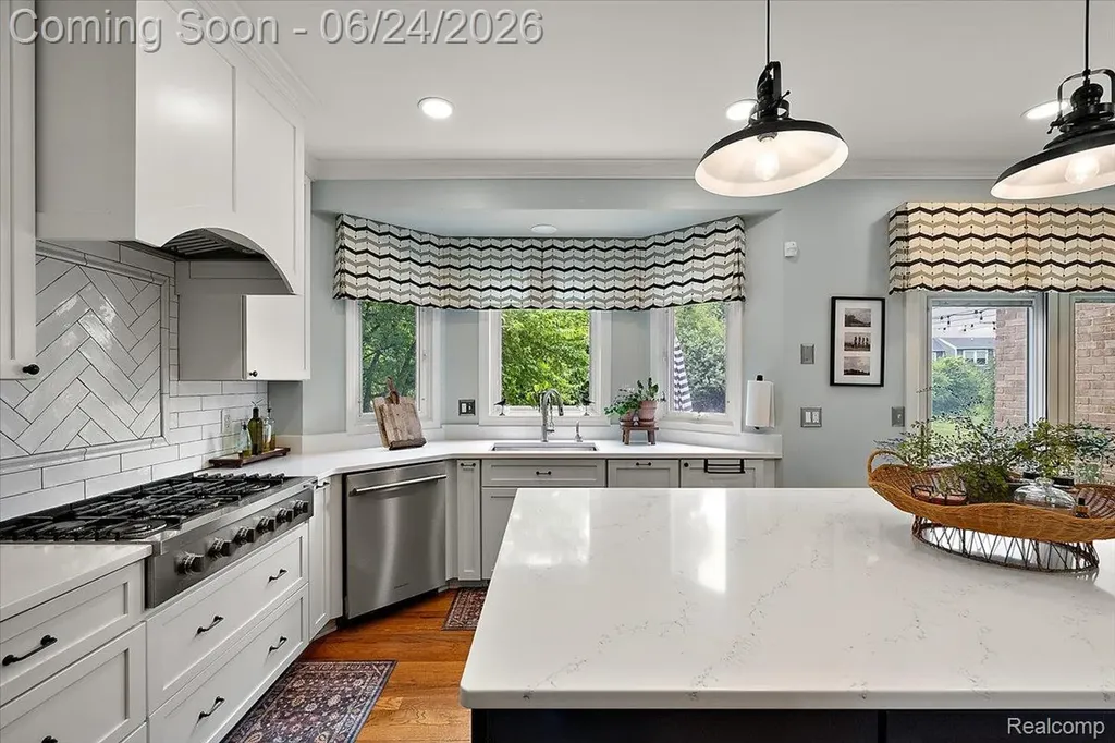 40067 Woodside Drive S Northville Township MI 48168