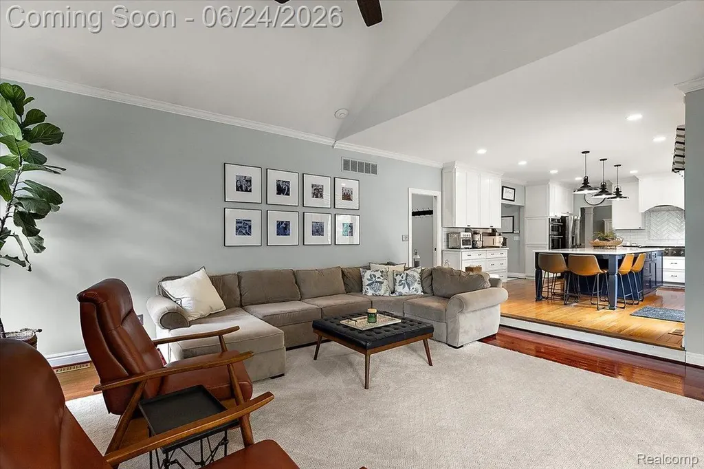 40067 Woodside Drive S Northville Township MI 48168