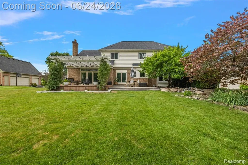 40067 Woodside Drive S Northville Township MI 48168
