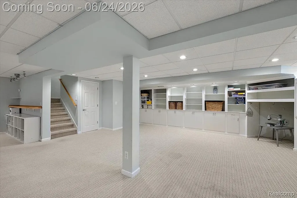 40067 Woodside Drive S Northville Township MI 48168