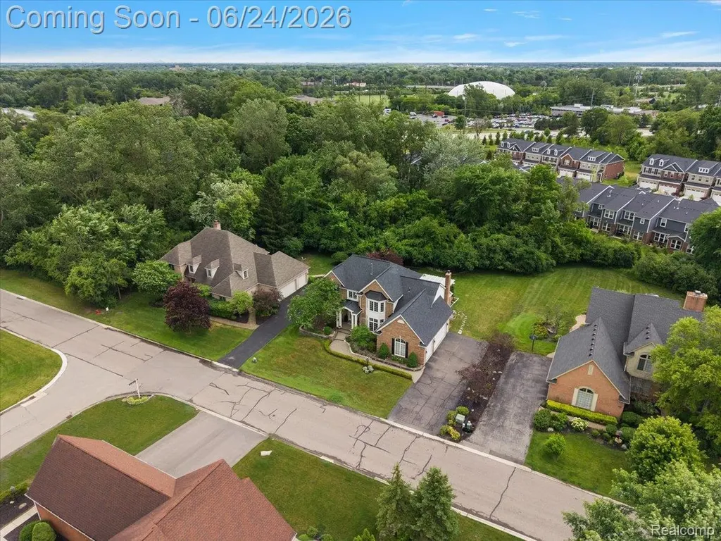 40067 Woodside Drive S Northville Township MI 48168