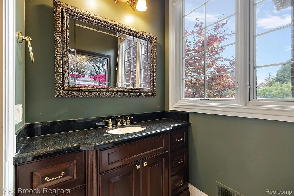 7428 Foxburg Court Independence Charter Township MI 48348