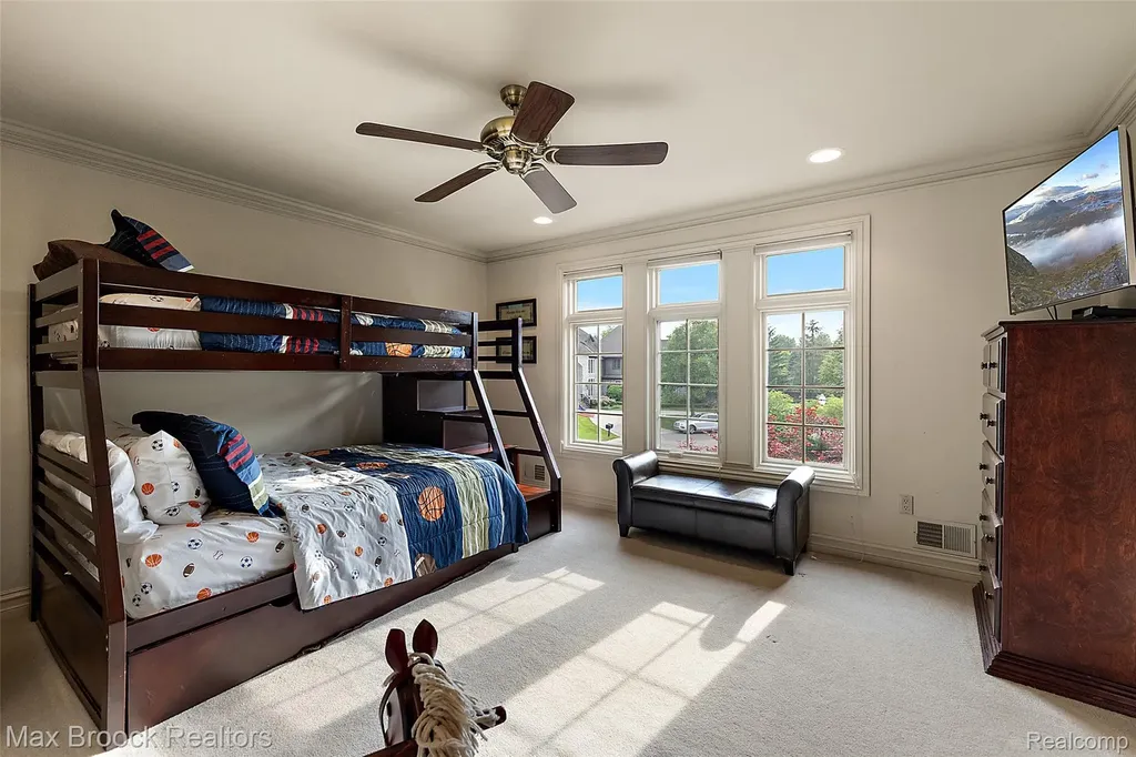 7428 Foxburg Court Independence Charter Township MI 48348
