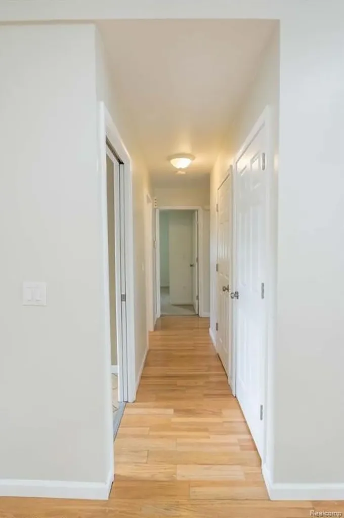3452 Cone Avenue Rochester Hills City MI 48309