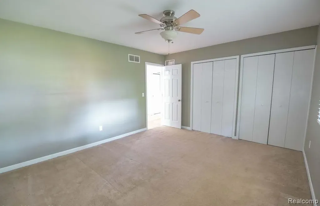3452 Cone Avenue Rochester Hills City MI 48309