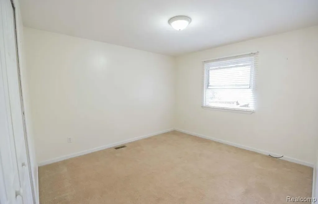 3452 Cone Avenue Rochester Hills City MI 48309