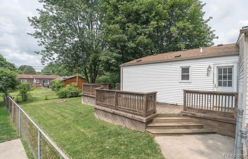 3452 Cone Avenue Rochester Hills City MI 48309
