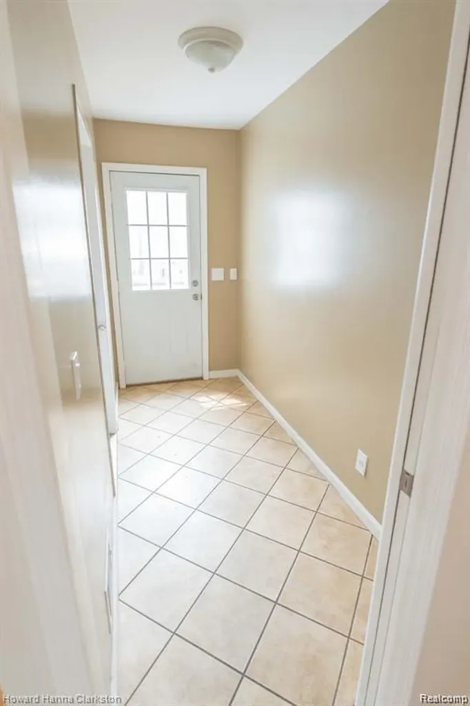 3452 Cone Avenue Rochester Hills City MI 48309