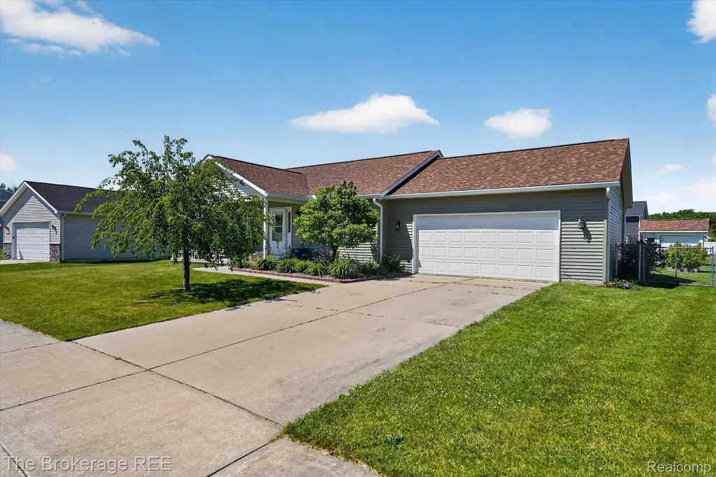 2092 Brier Crest Drive Davison Township MI 48423