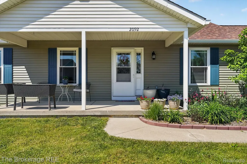 2092 Brier Crest Drive Davison Township MI 48423