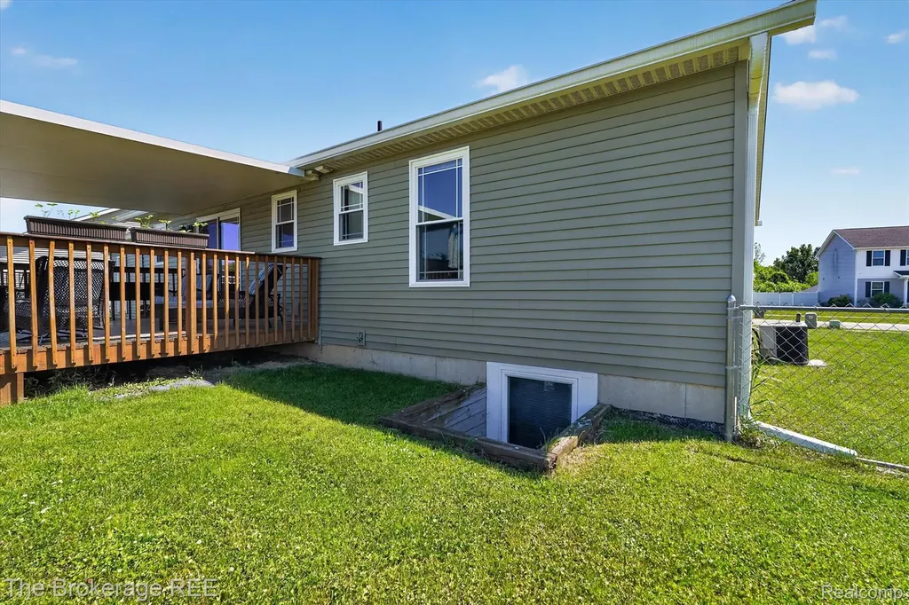 2092 Brier Crest Drive Davison Township MI 48423