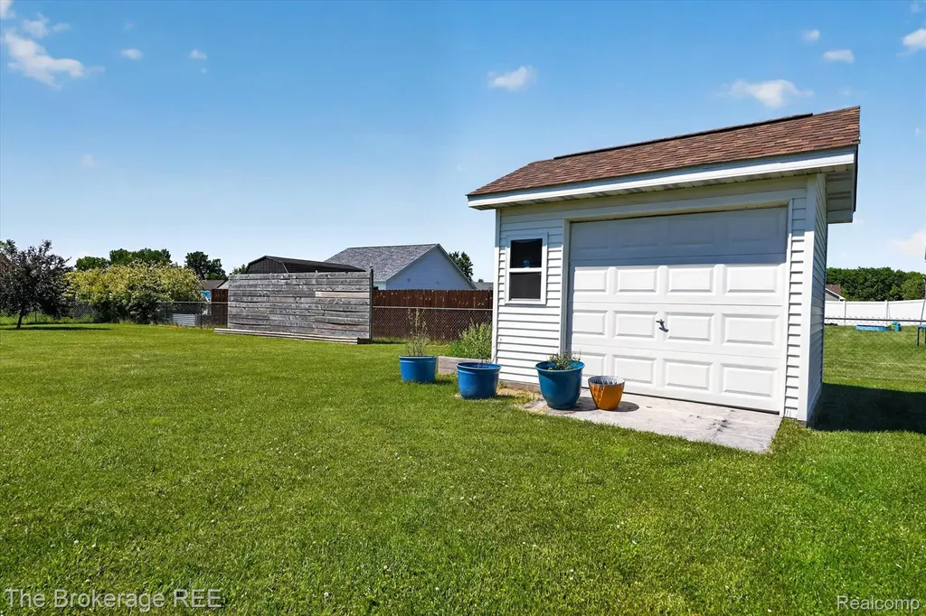 2092 Brier Crest Drive Davison Township MI 48423