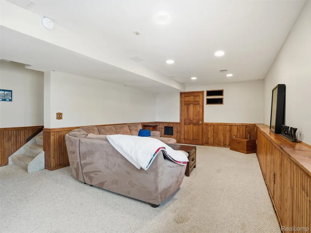 6449 Cranberry Drive Holly Township MI 48442