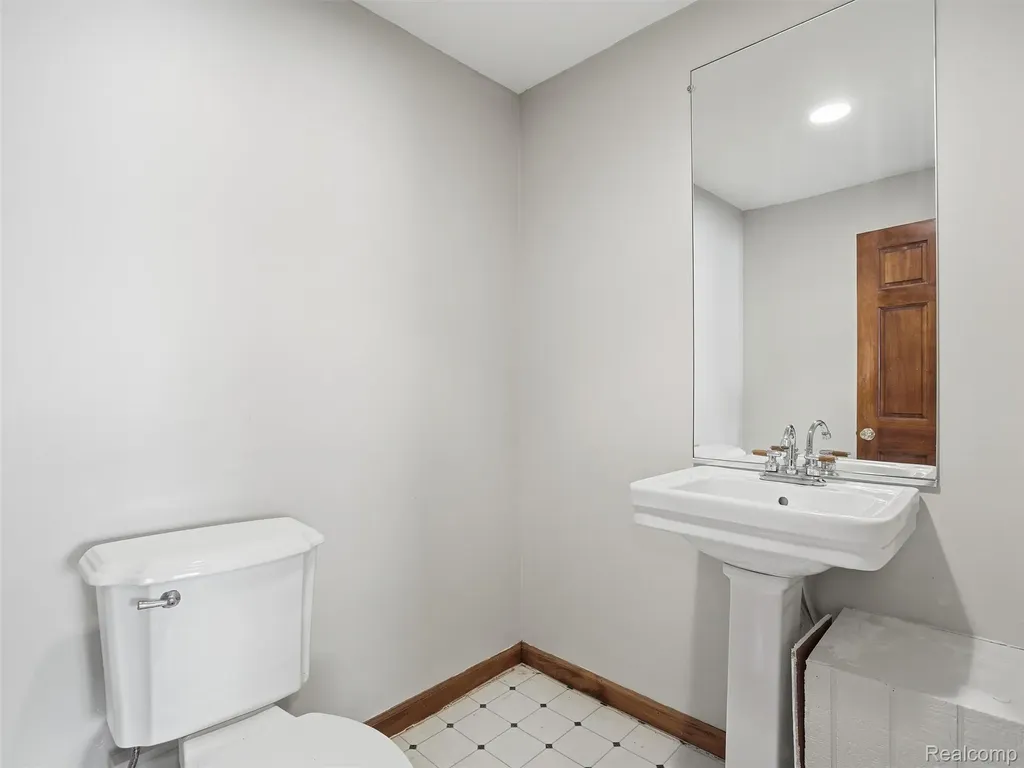 6449 Cranberry Drive Holly Township MI 48442