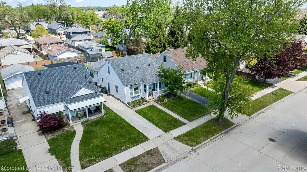 68 Highland Avenue Clawson City MI 48017