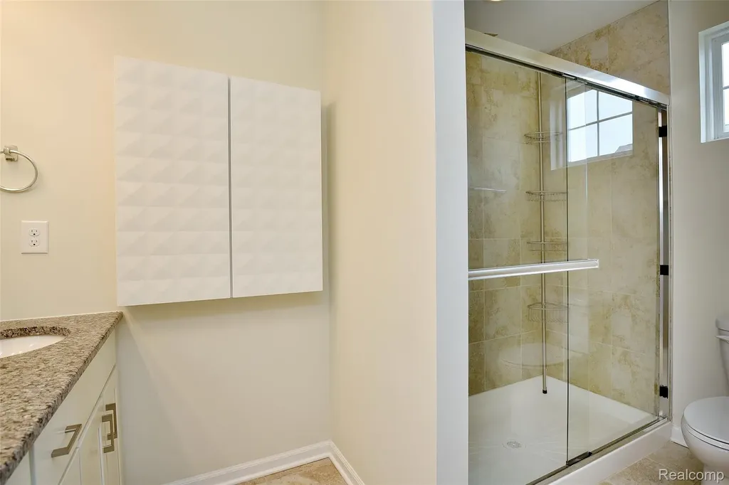 2888 Glenbar Circle Rochester Hills City MI 48307