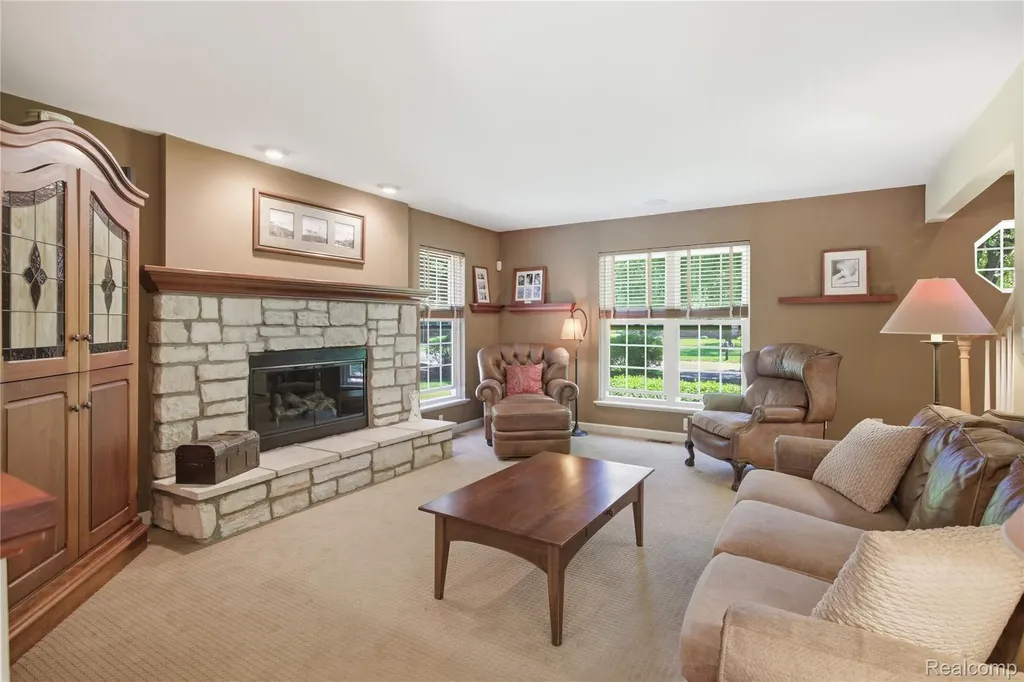 830 Hemingway Road Orion Charter Township MI 48362