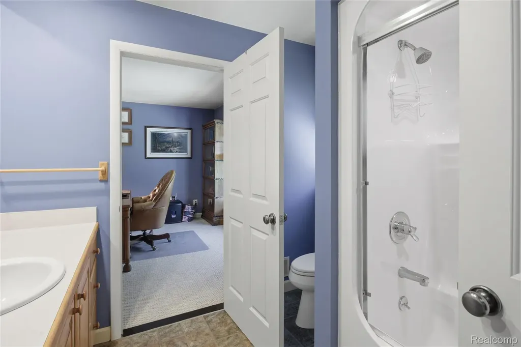 830 Hemingway Road Orion Charter Township MI 48362